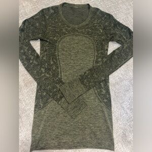 Lululemon long sleeve